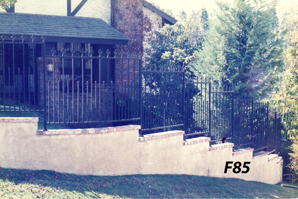 F085